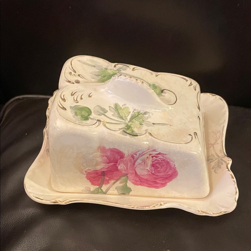 Antique ceramic Franz Anton butter/cheese keeper